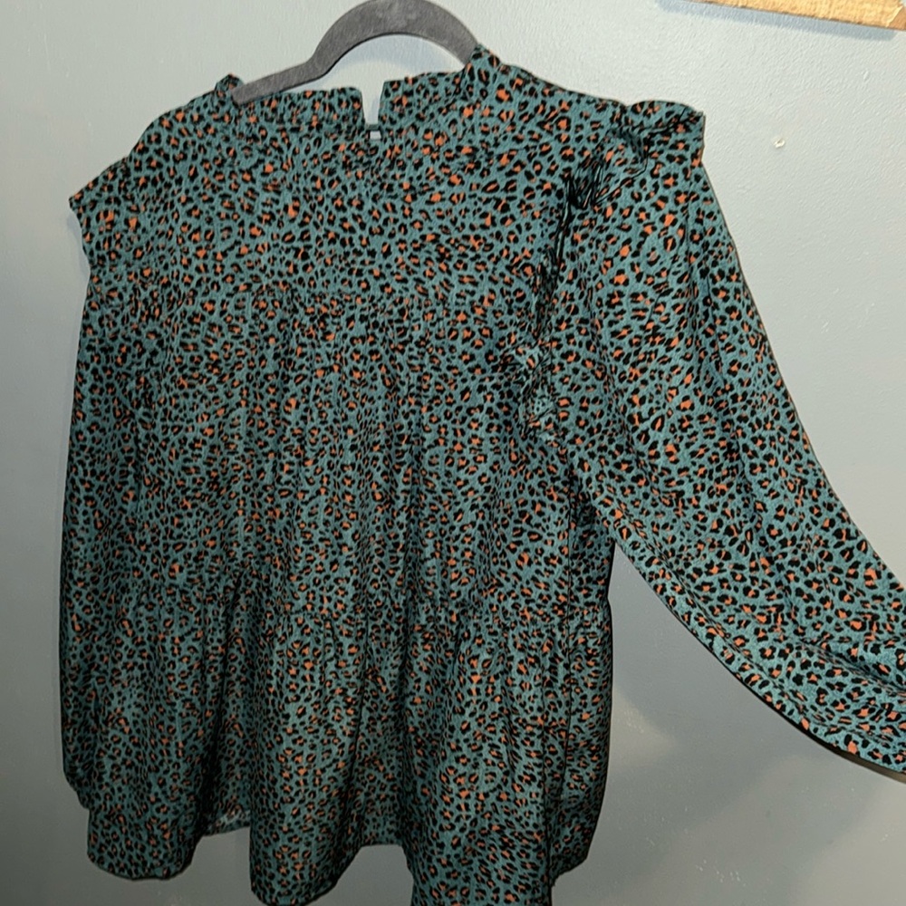 Dark green, cheetah print blouse